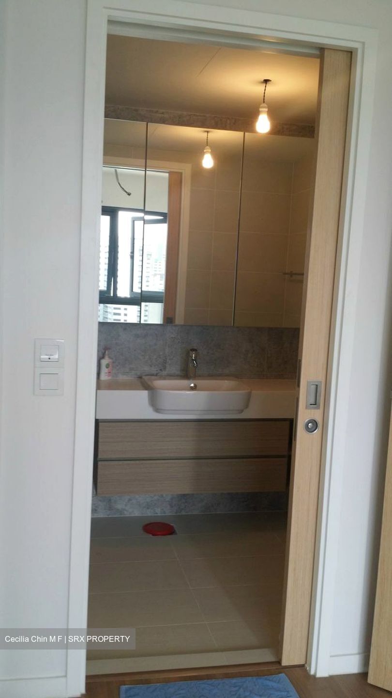 The Lakefront Residences (D22), Condominium #573128941